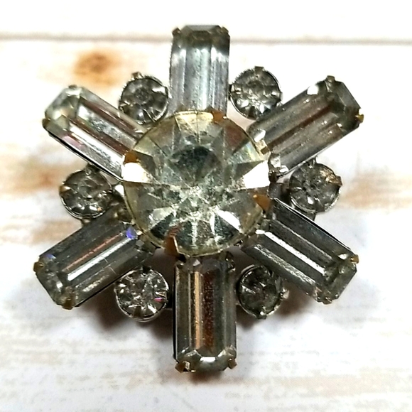 Vintage 1950s Rhinestone Silver Tone Star Brooch - Picture 10 of 11